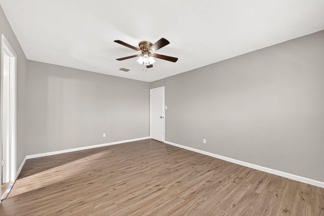 12043 Corona Lane, Houston, TX 77072