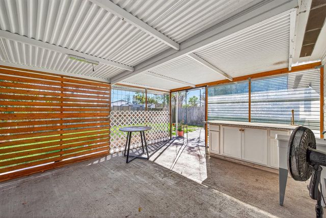 12043 Corona Lane, Houston, TX 77072