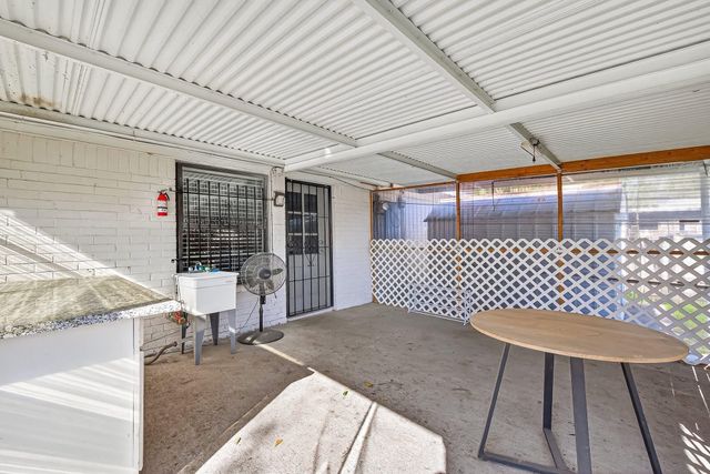 12043 Corona Lane, Houston, TX 77072