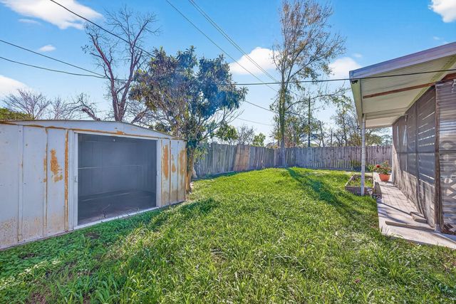 12043 Corona Lane, Houston, TX 77072