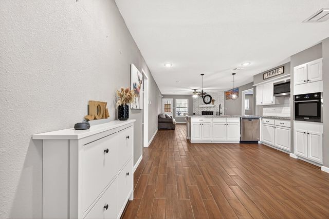 12043 Corona Lane, Houston, TX 77072