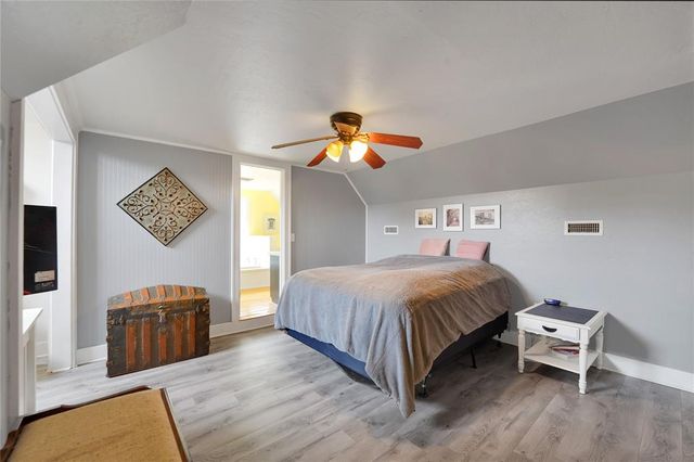 201 S Park Road, Hobart, OK 73651