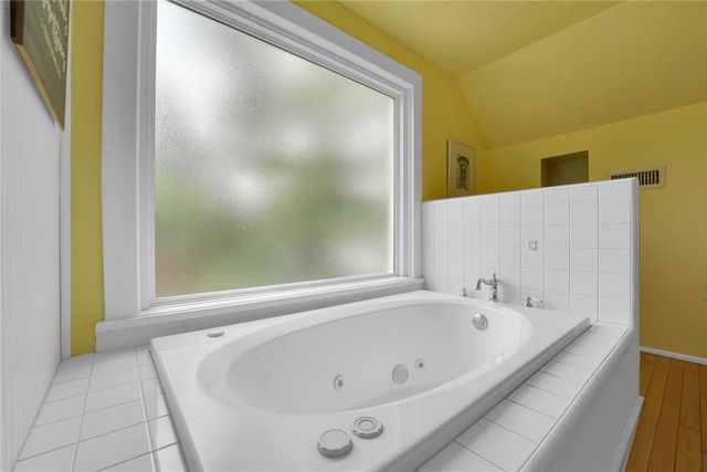 201 S Park Road, Hobart, OK 73651