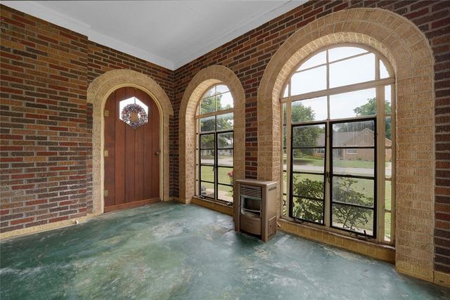 201 S Park Road, Hobart, OK 73651