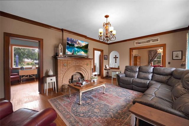 201 S Park Road, Hobart, OK 73651