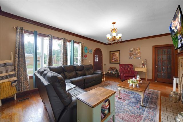 201 S Park Road, Hobart, OK 73651