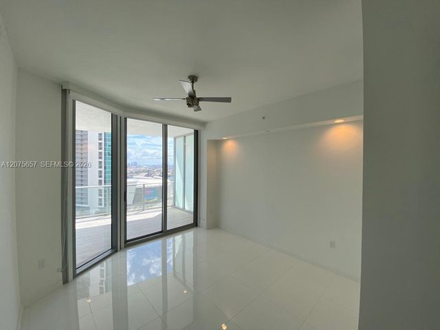 851 NE 1st Avenue 2107, Miami, FL 33132