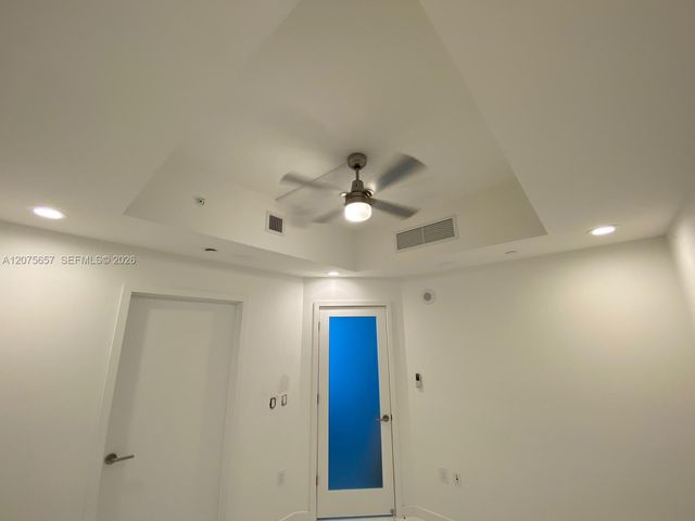851 NE 1st Avenue 2107, Miami, FL 33132