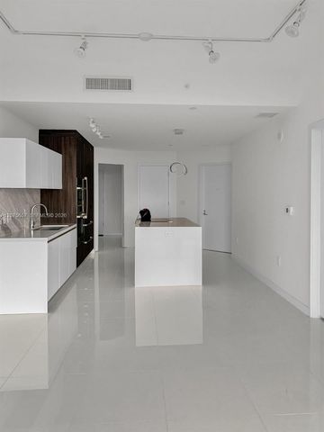 851 NE 1st Avenue 2107, Miami, FL 33132