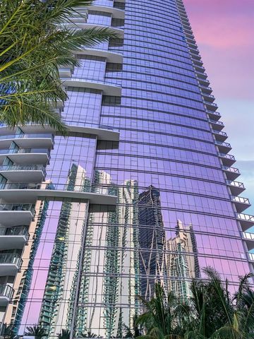 851 NE 1st Avenue 2107, Miami, FL 33132