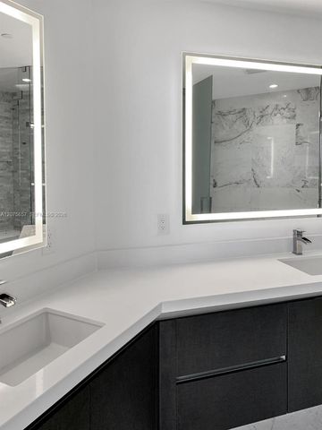 851 NE 1st Avenue 2107, Miami, FL 33132