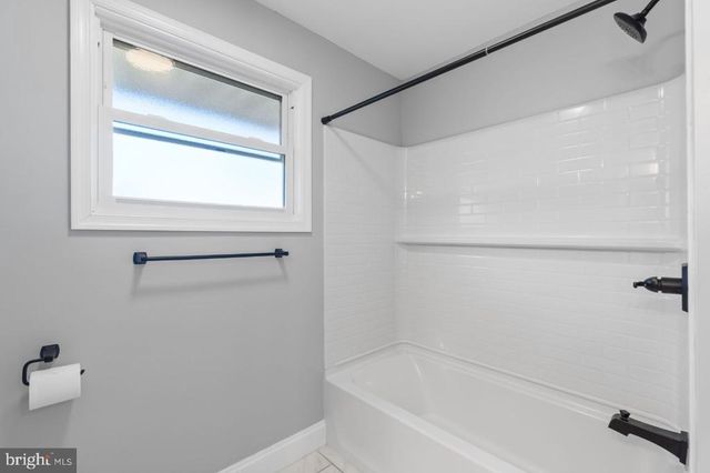 354 BERRY ST, Orange, VA 22960