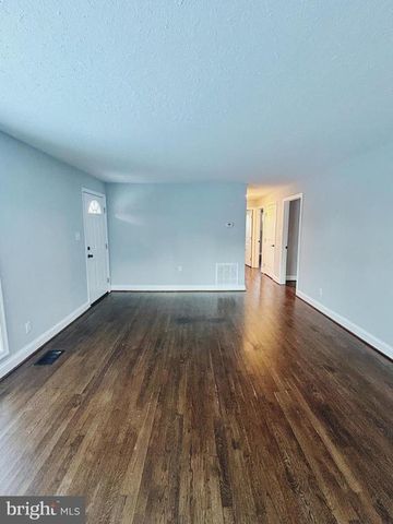 354 BERRY ST, Orange, VA 22960