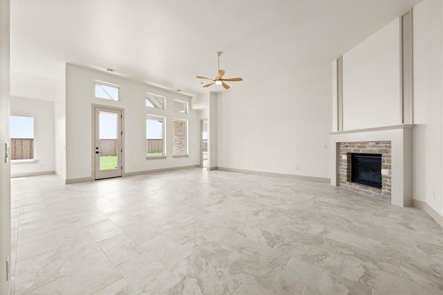 19400 S Country Drive, Edmond, OK 73012