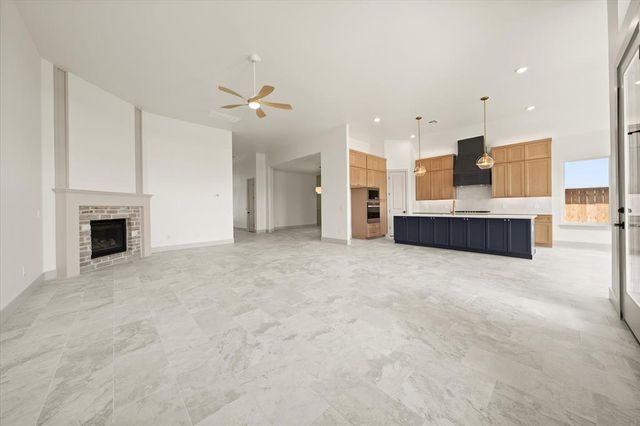 19400 S Country Drive, Edmond, OK 73012