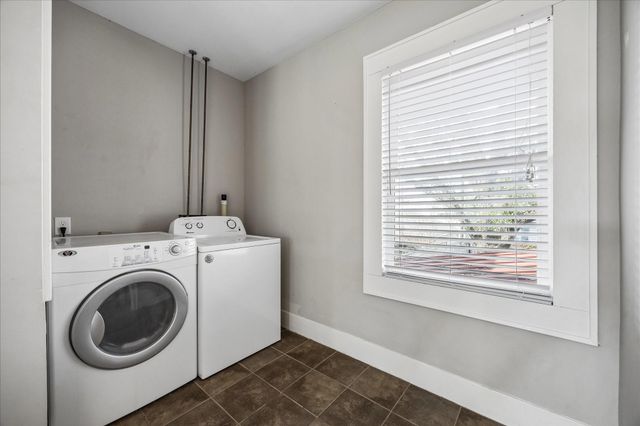 1015 Usener Street, Houston, TX 77009