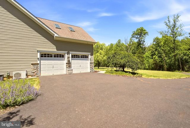 974 RICHLANDTOWN RD, Quakertown, PA 18951