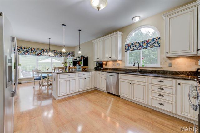 1305 Renaissance Place, Weldon Spring, MO 63304