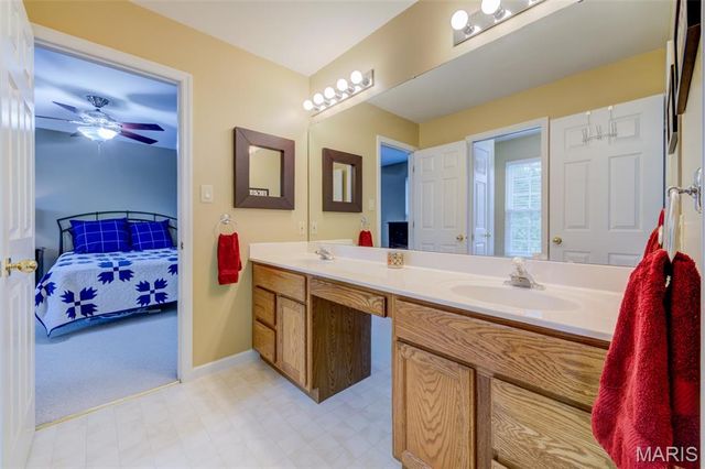 1305 Renaissance Place, Weldon Spring, MO 63304