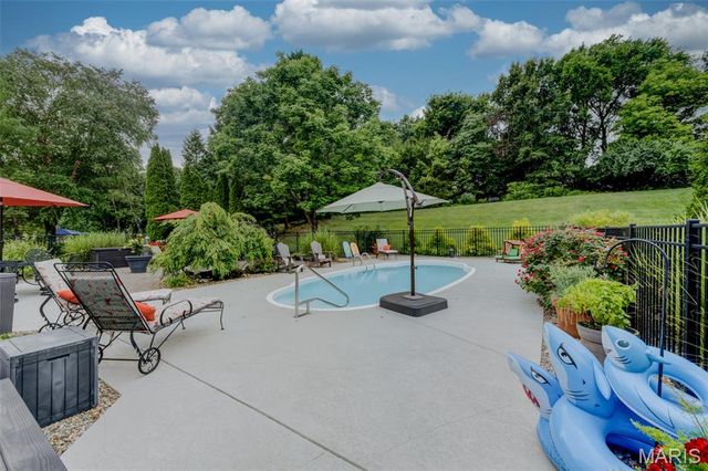 1305 Renaissance Place, Weldon Spring, MO 63304