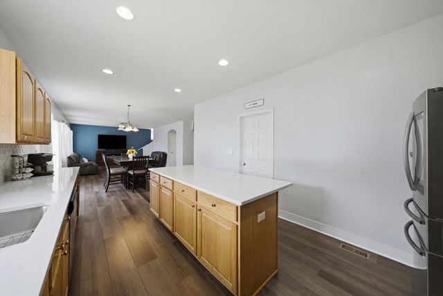 1836 Ness Way, Montgomery, IL 60538