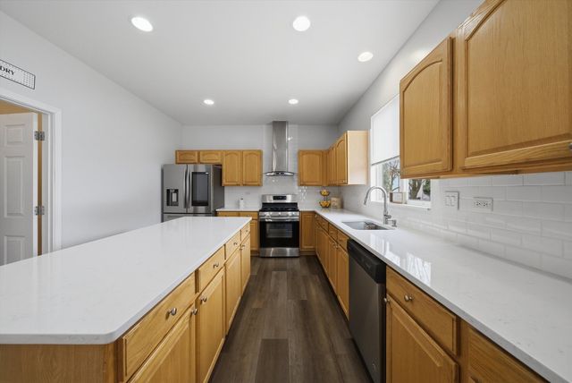 1836 Ness Way, Montgomery, IL 60538