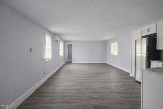 806 Homefolks ST, North Fort Myers, FL 33917