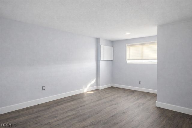 806 Homefolks ST, North Fort Myers, FL 33917