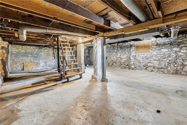 5513 Jaudon Avenue, Kansas City, MO 64130