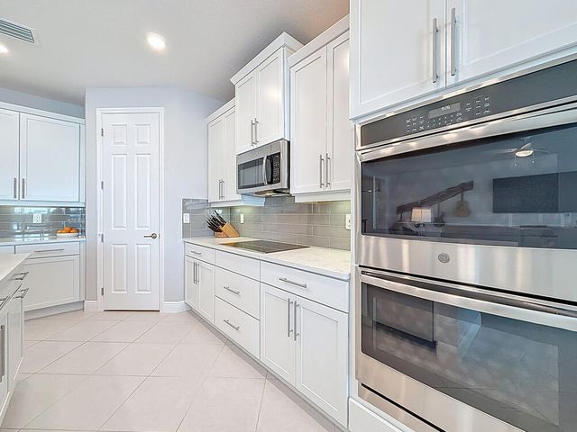 10094 SW Indian Lilac Trail, Port St. Lucie, Port St Lucie, FL 34987