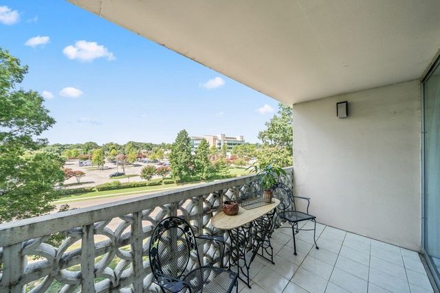 3080 Walnut Grove Rd Apt 507, Memphis, TN 38111