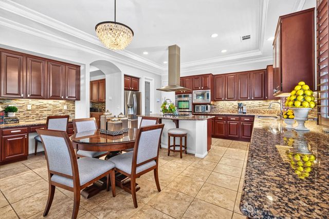 52320 Whirlaway Trail, La Quinta, CA 92253