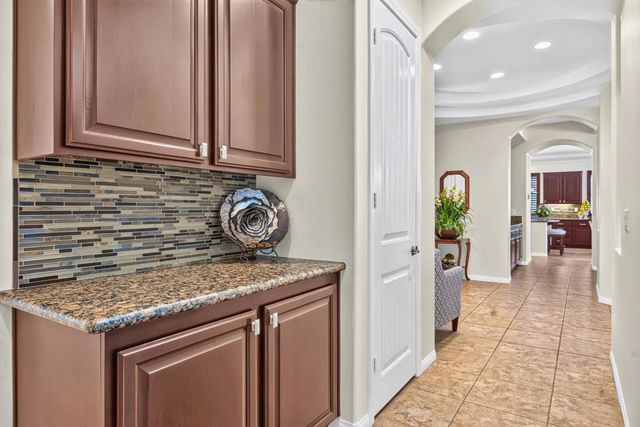 52320 Whirlaway Trail, La Quinta, CA 92253
