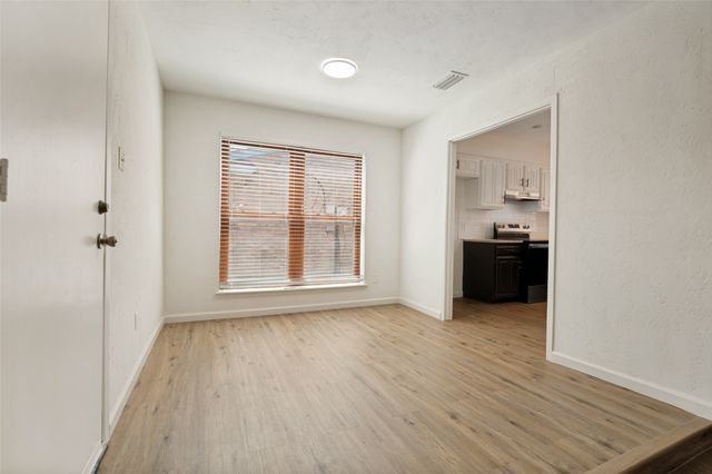 502 Brian Drive, Grand Prairie, TX 75052