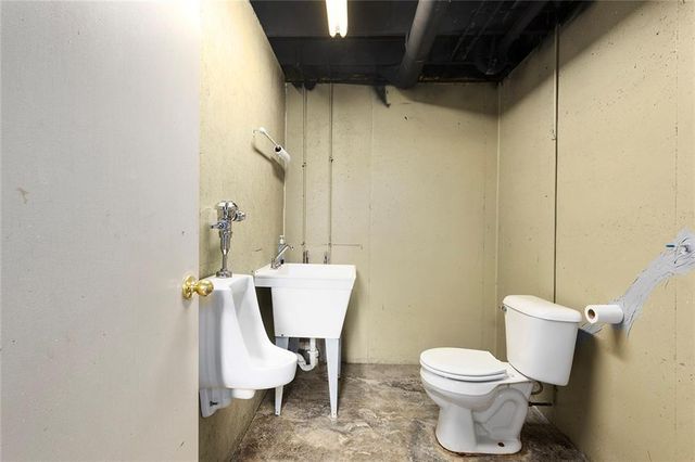 22001 E 307th Street, Harrisonville, MO 64701