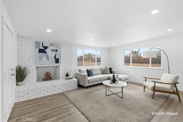 7887 Kempster Avenue, Fontana, CA 92336