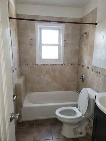 102-34 Van Wyck Expressway S, Richmond Hill S., NY 11419