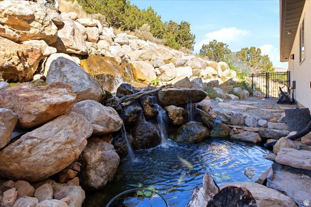 13802 S MOUNT SHAGGY DR, Herriman, UT 84096