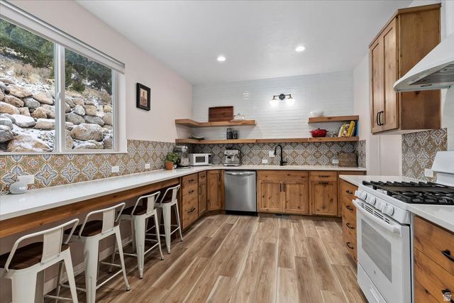 13802 S MOUNT SHAGGY DR, Herriman, UT 84096
