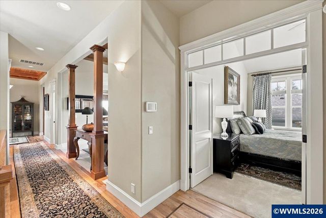 1832 Cascade Heights Dr NW, Albany, OR 97321
