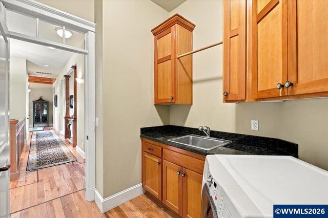 1832 Cascade Heights Dr NW, Albany, OR 97321