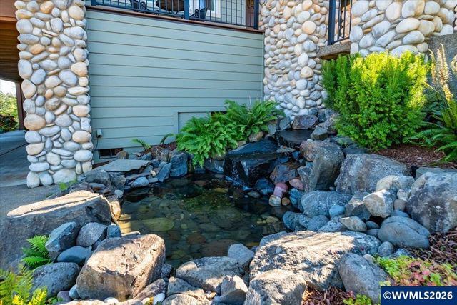 1832 Cascade Heights Dr NW, Albany, OR 97321