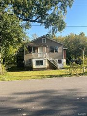 2476 Flatwoods Road, O'fallon, MO 63366