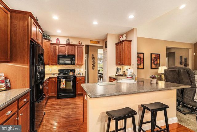 95 CLOVER HILL LN, Spring City, PA 19475