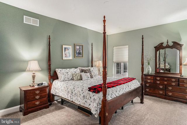 95 CLOVER HILL LN, Spring City, PA 19475