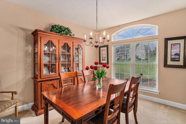 95 CLOVER HILL LN, Spring City, PA 19475