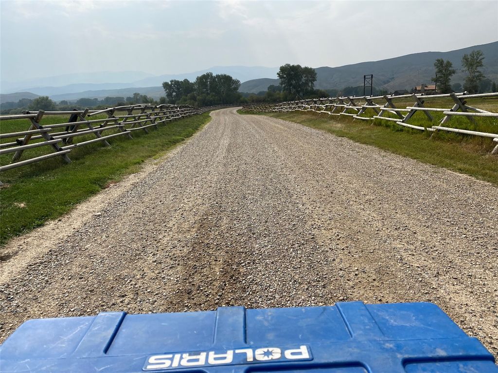 263 W Bovine Way, Melrose, MT 59743 photo 4