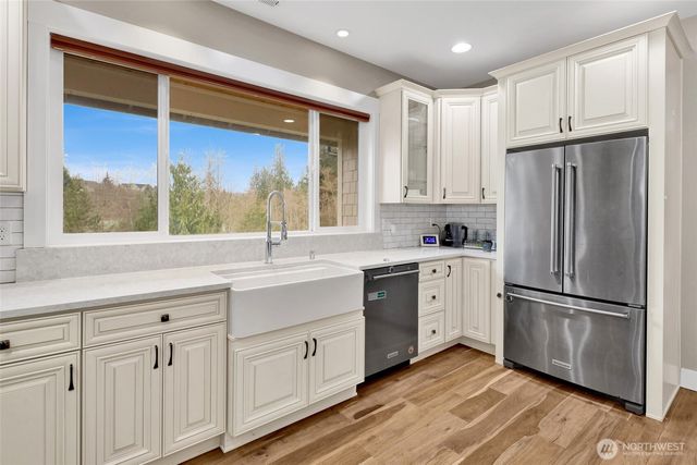24030 Dolphin Lane, Mount Vernon, WA 98274