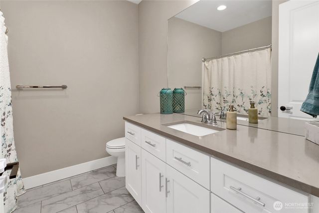 24030 Dolphin Lane, Mount Vernon, WA 98274