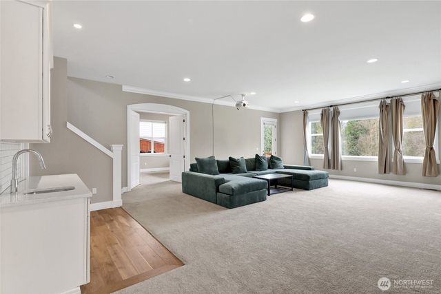24030 Dolphin Lane, Mount Vernon, WA 98274